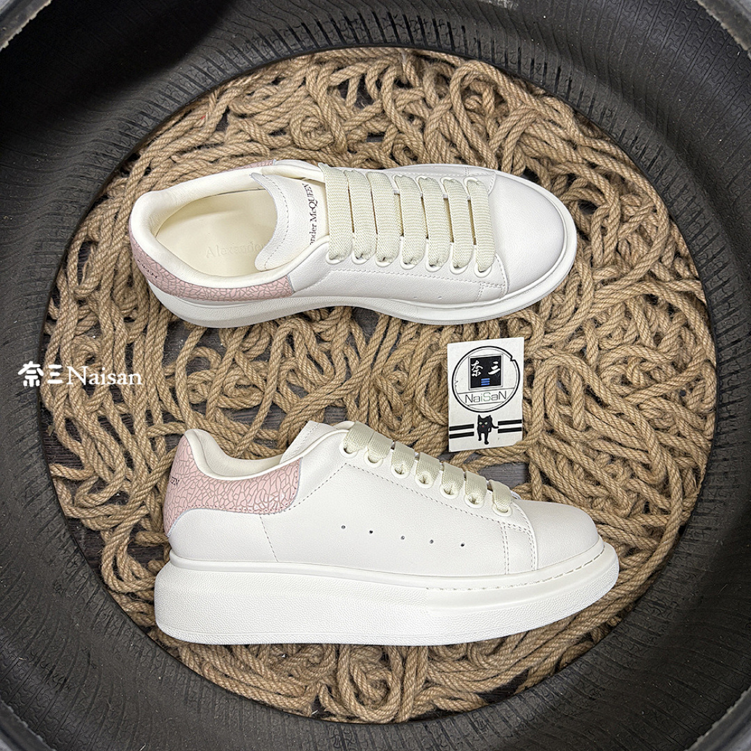 Christian Louboutin Christian Louboutin - Image 4