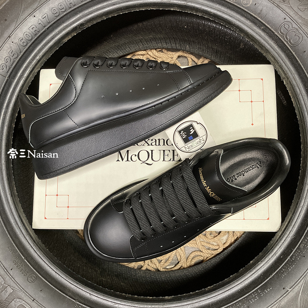 Christian Louboutin Alexander McQueen Sneaker - Image 2