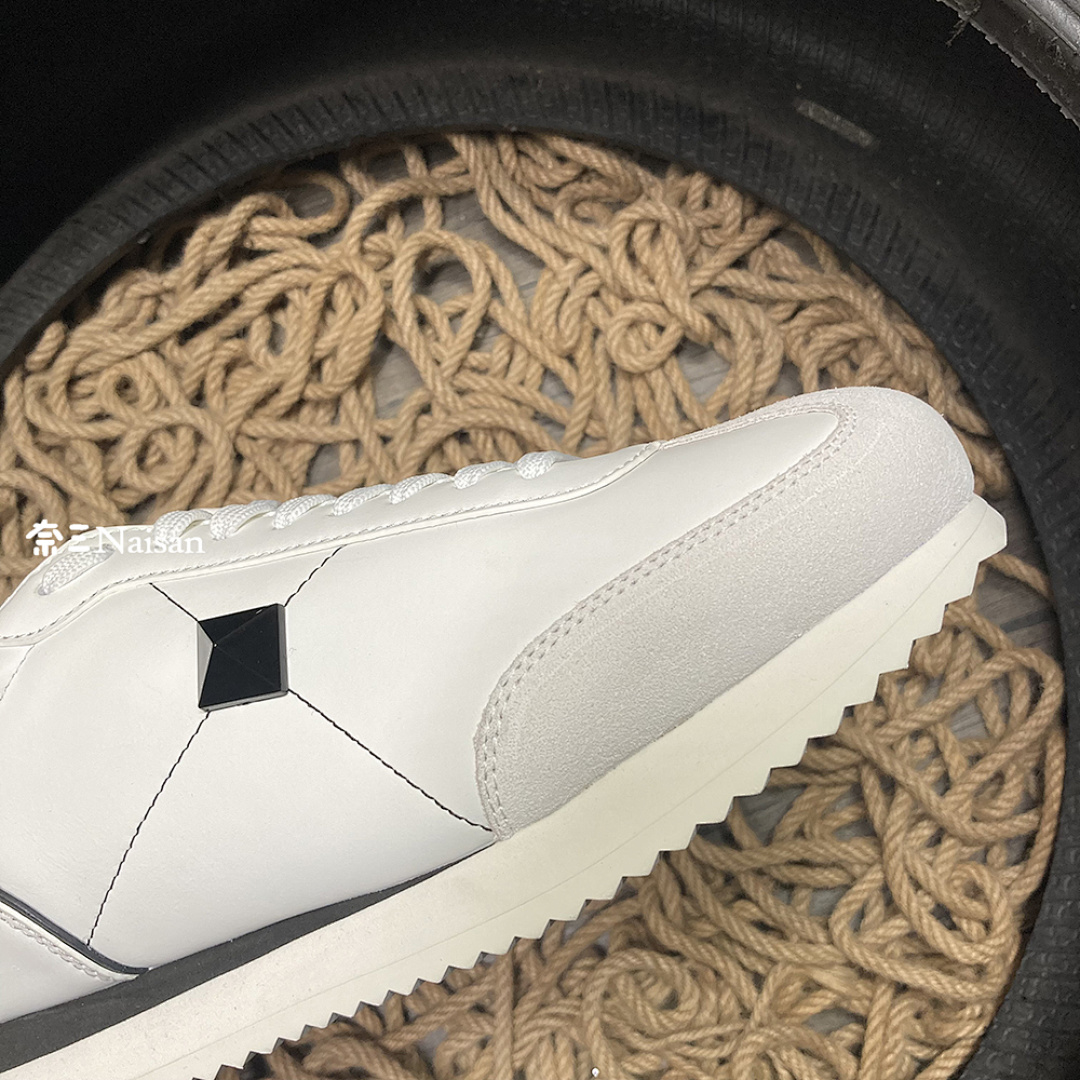 ▶ STUD AROUND LOW-TOP CALFSKIN AND NAPPA - Image 12