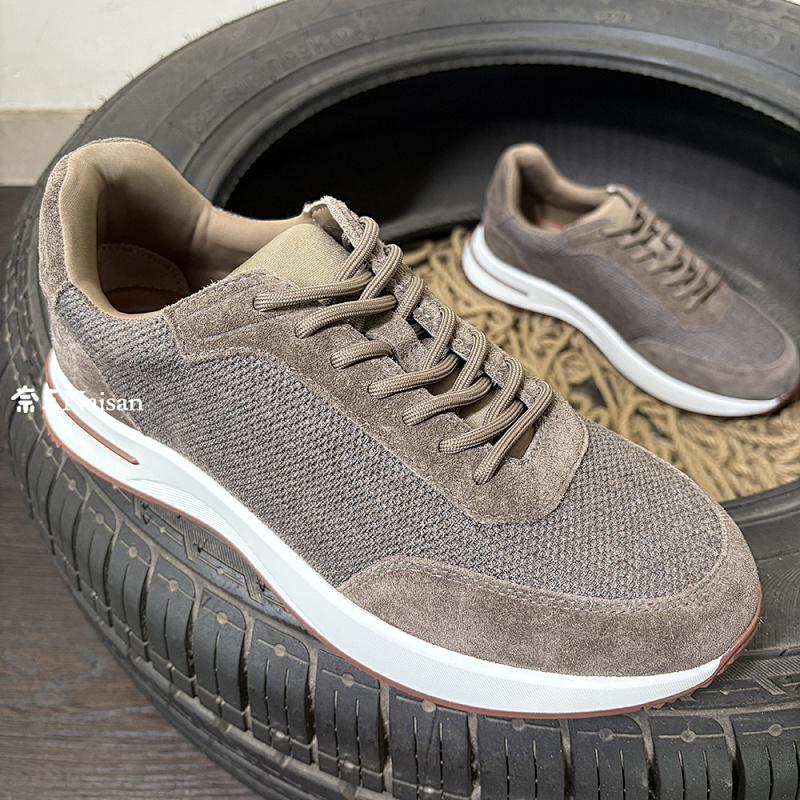 ▶ Week End Walk Sneaker, photo 1