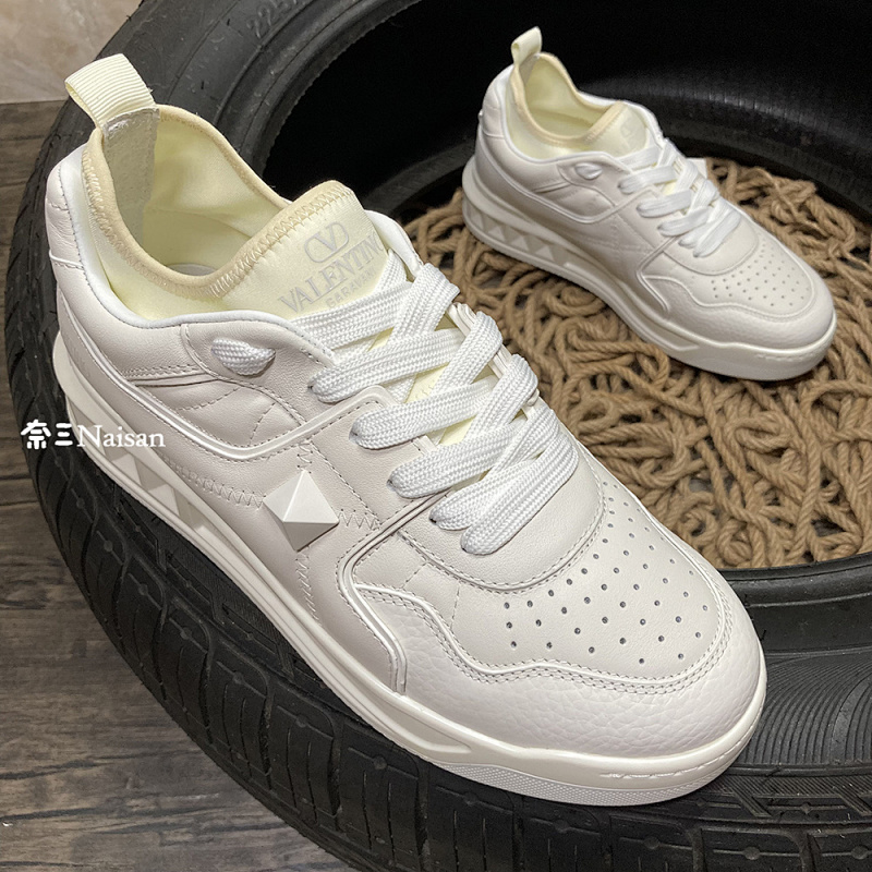 On Running ONE STUD MID-TOP SNEAKER IN NAPPA LEATHER