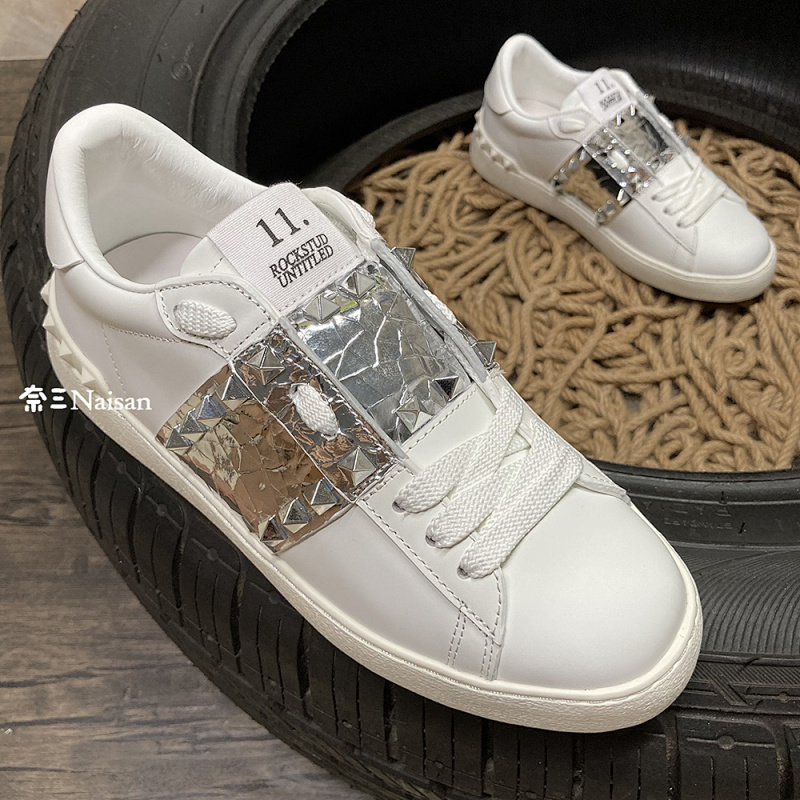 ▶ ROCKSTUD