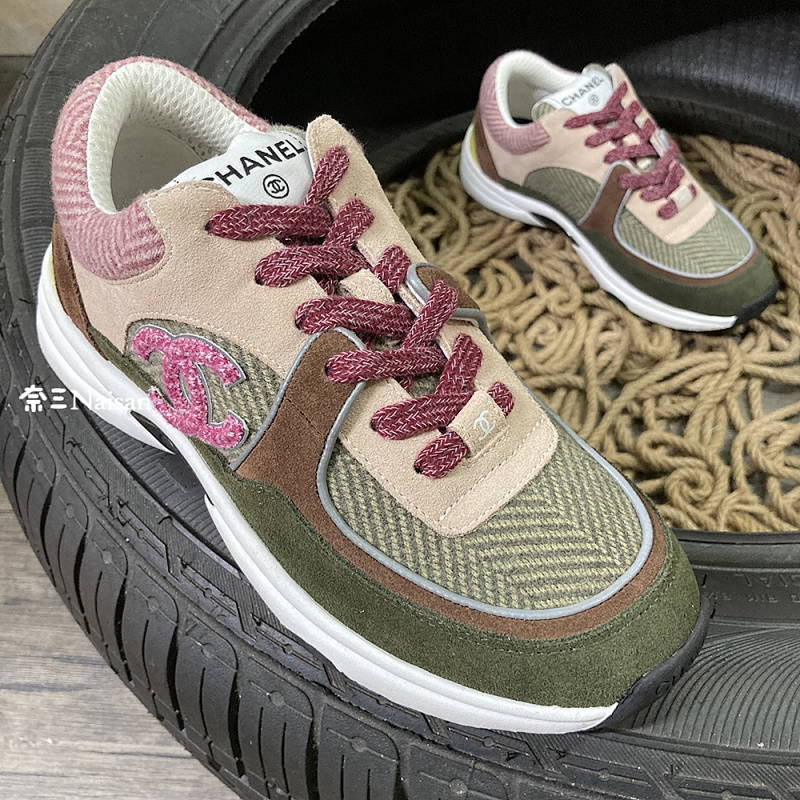 ▶ CHANEL Sneaker, photo 1