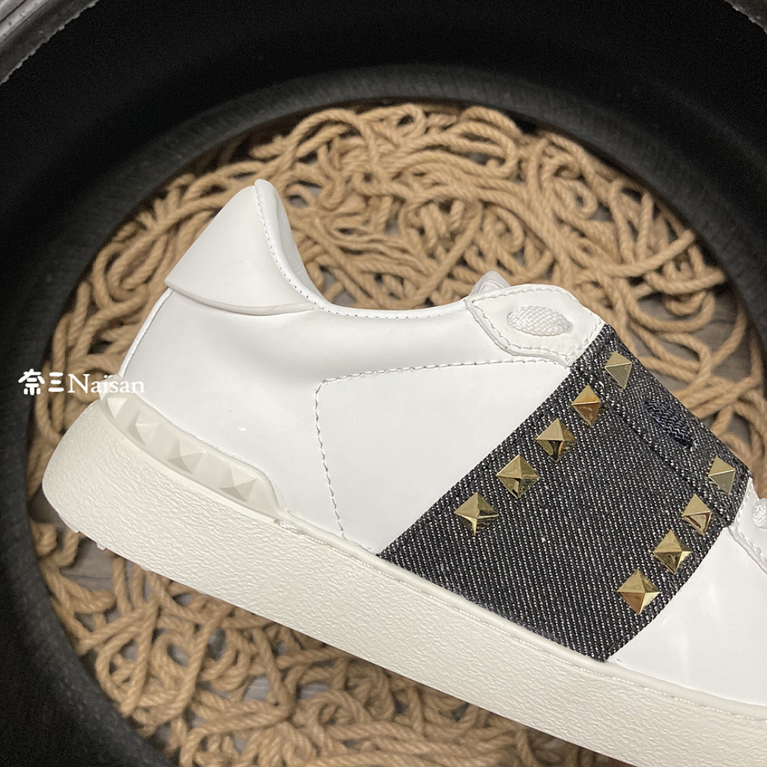 ▶ ROCKSTUD - Image 11