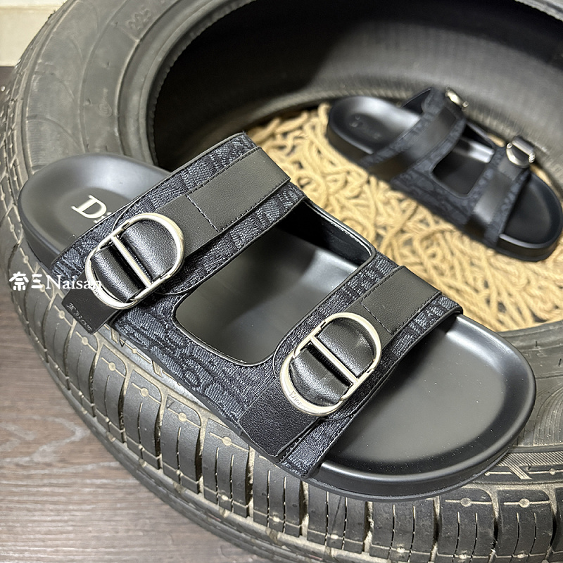 ▶ Dior Sandals, photo 1