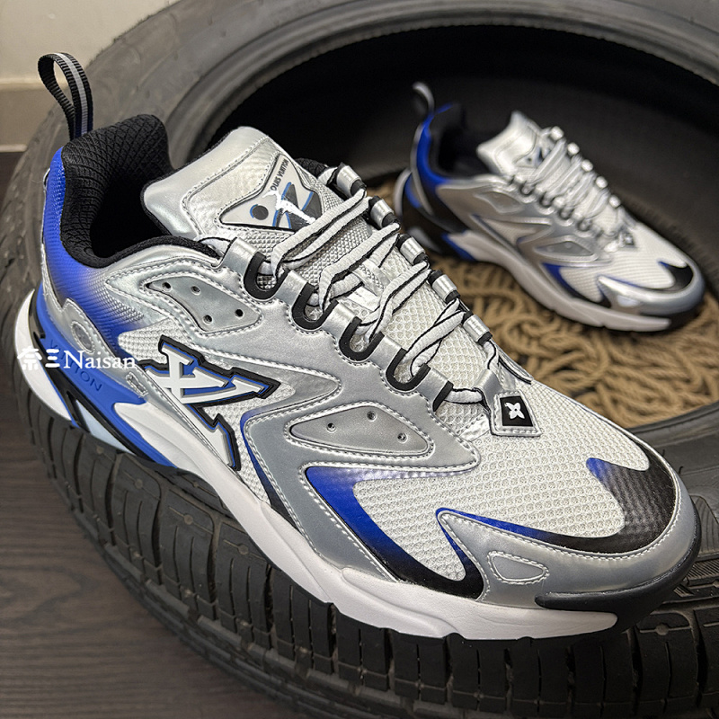▶ LV RUNNER, photo 1