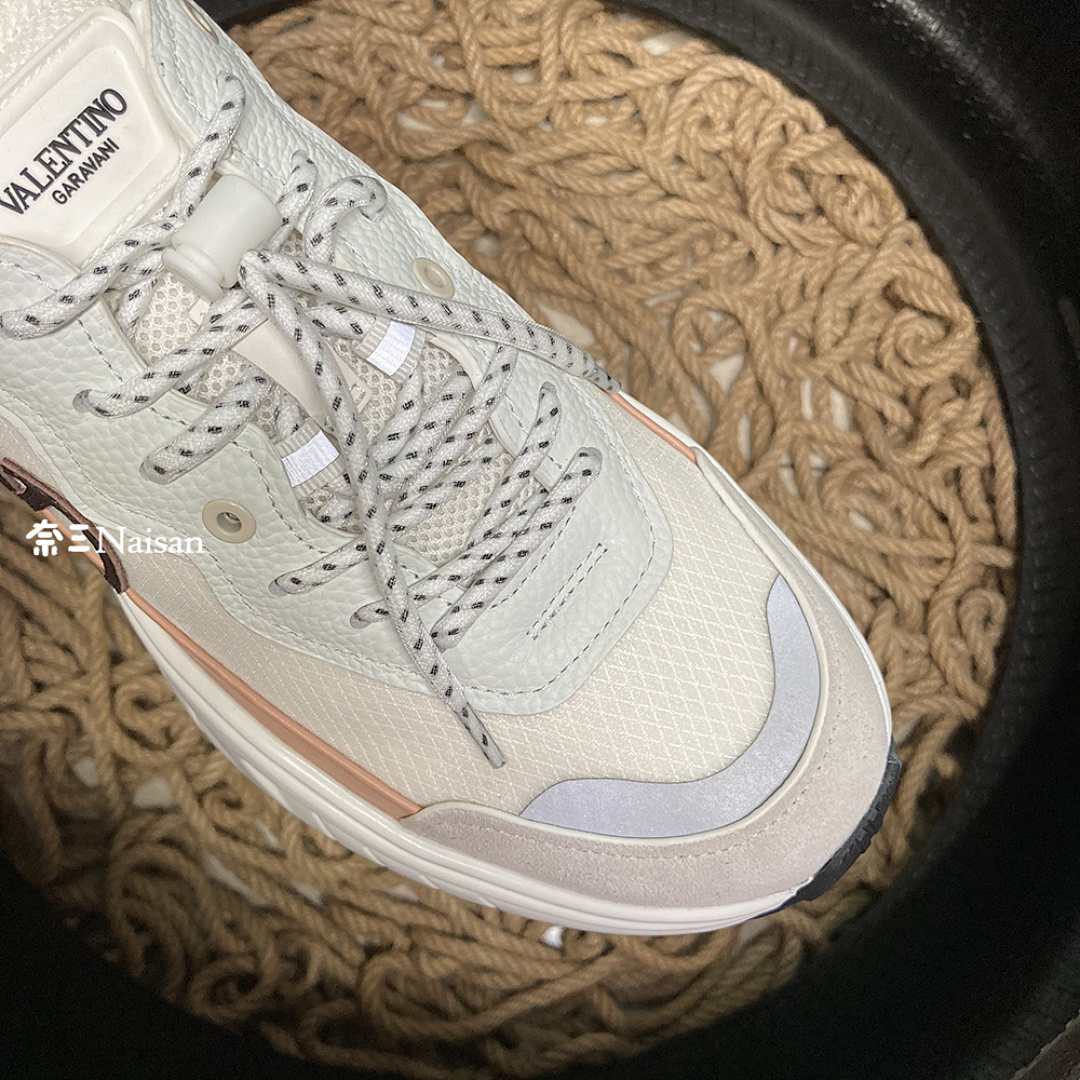 ▶ VT Sneakers - Image 15