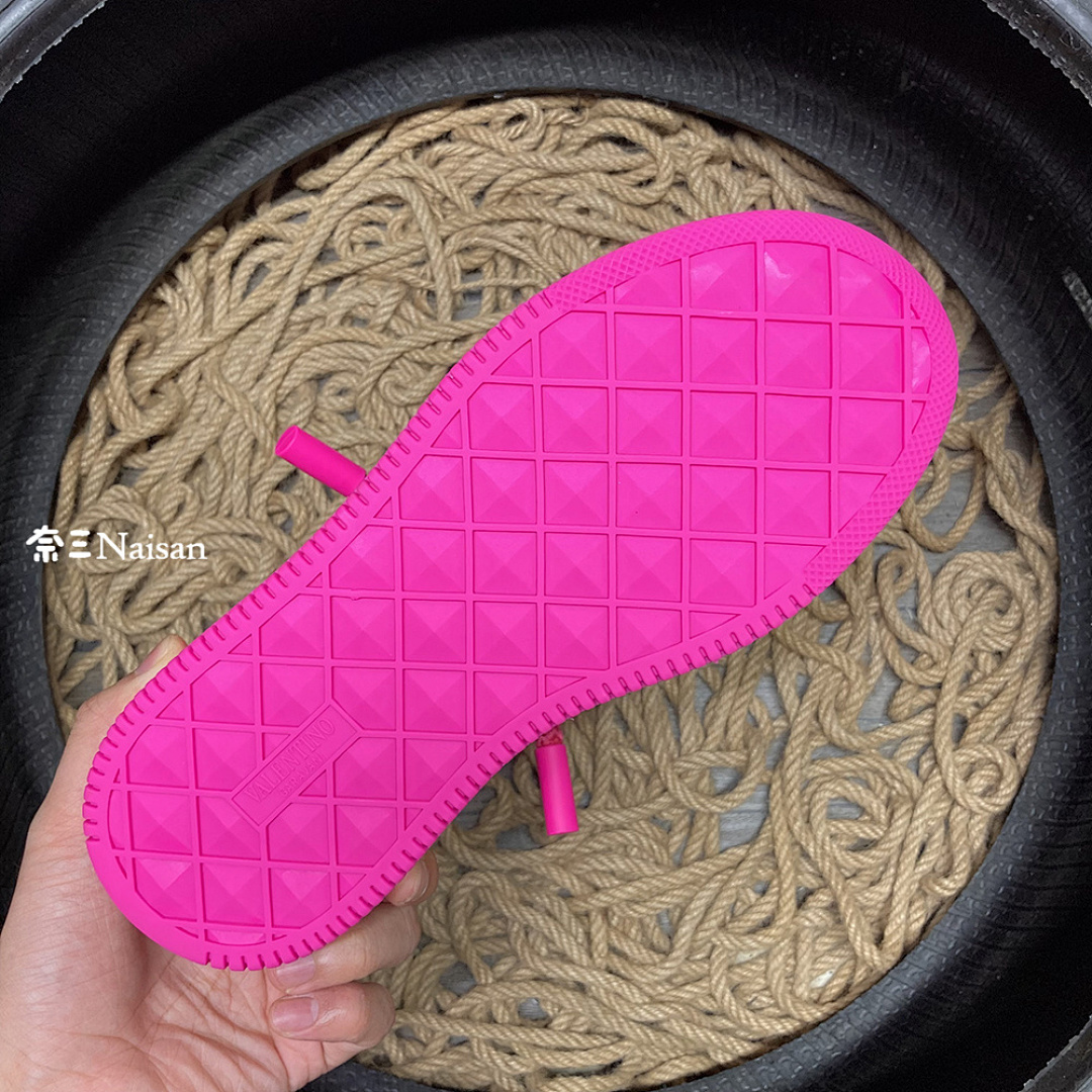 On Running ONE STUD XL NAPPA LEATHER LOW-TOP - Image 15