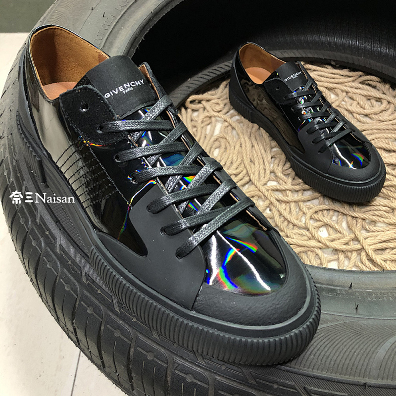 ▶ GVC Low Top Fashion Sneaker, photo 1