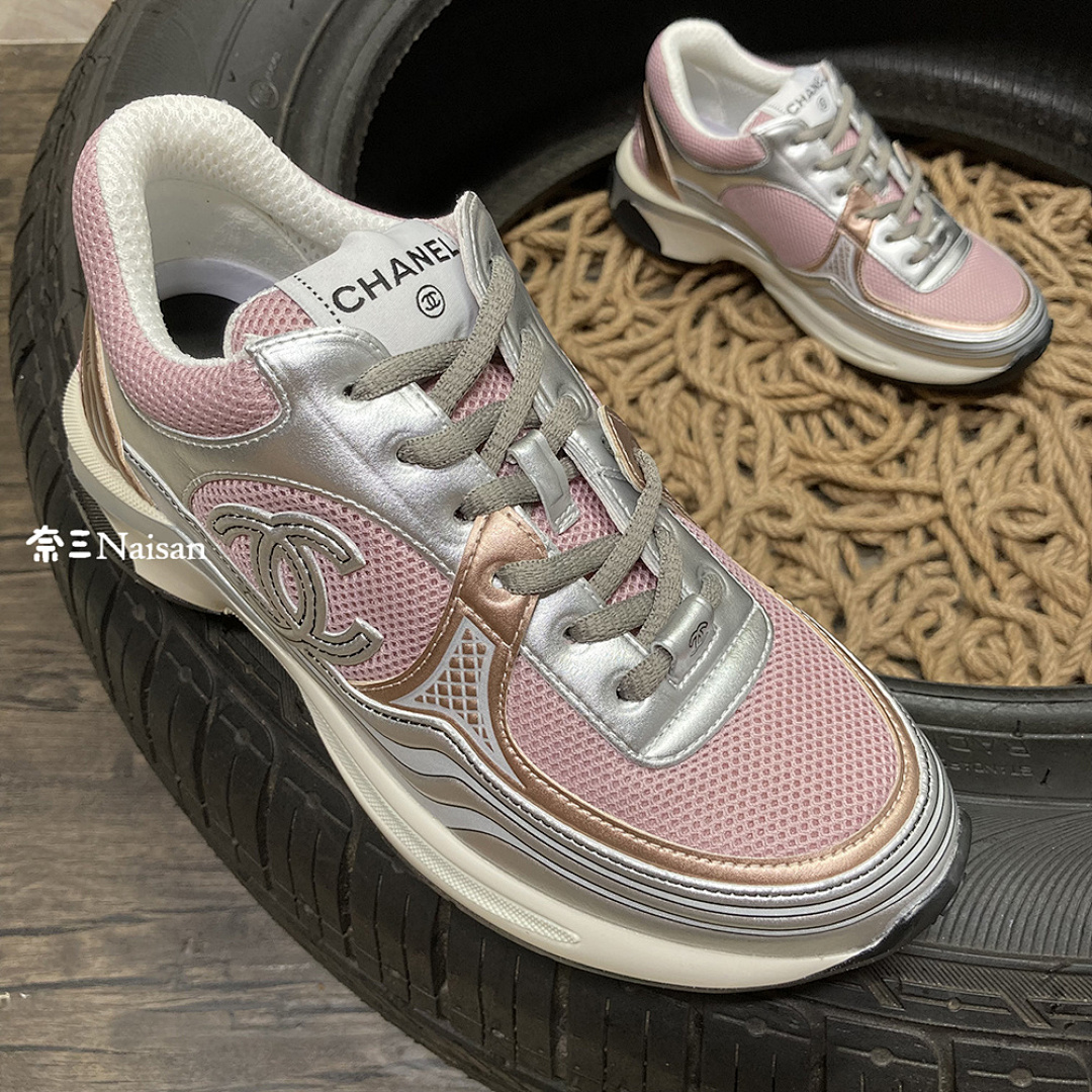 ▶ CHANEL Sneaker, photo 1