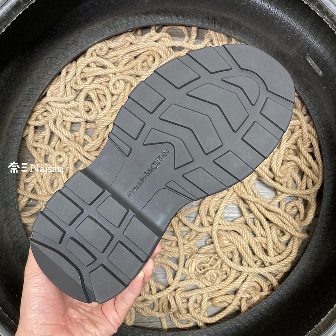 ▶ Tread Slick Boot - Image 15