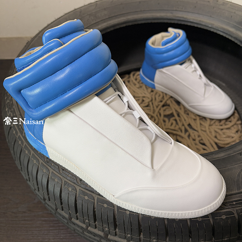▶ Future Sneaker, photo 1