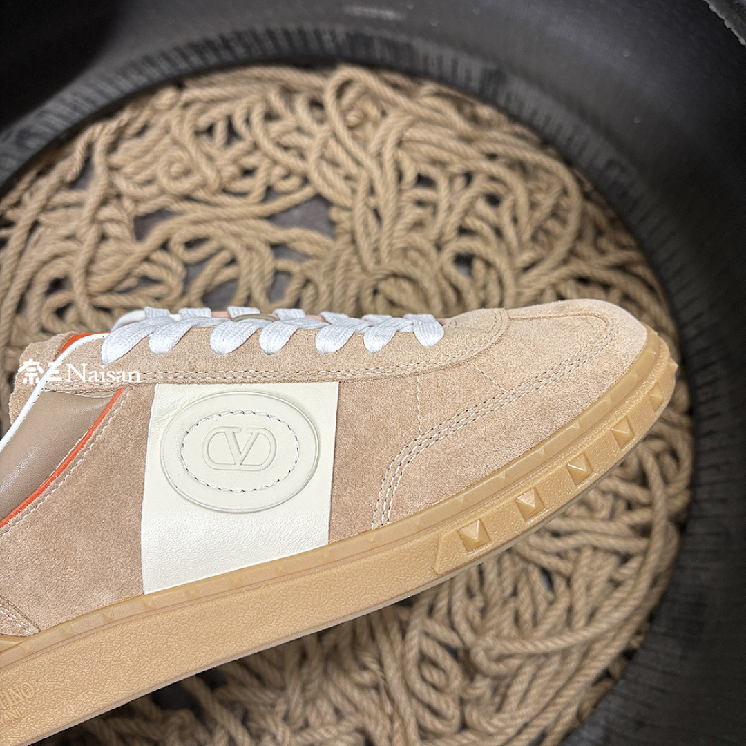 ▶ UPVILLAGE LOW - Image 14