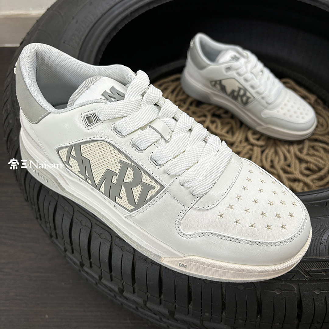 Christian Louboutin Christian Louboutin CLASSIC LOW Sneakers, photo 1