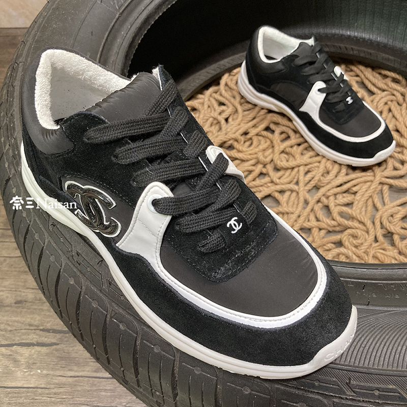 ▶ CHANEL Sneaker, photo 1