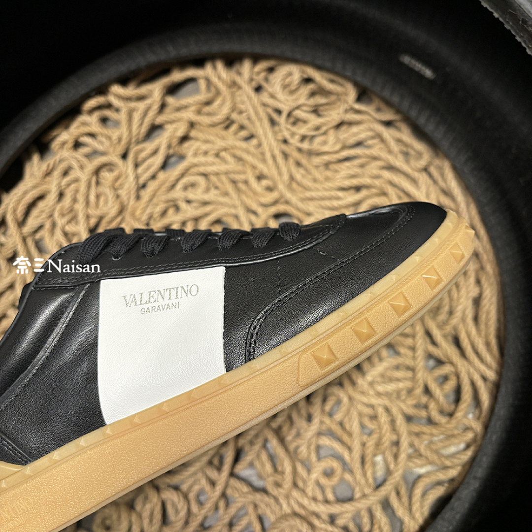 ▶ UPVILLAGE LOW - Image 12