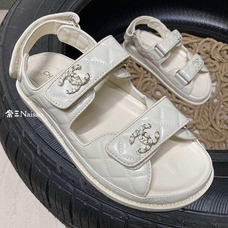 ▶ CHANEL Sandals, photo 1