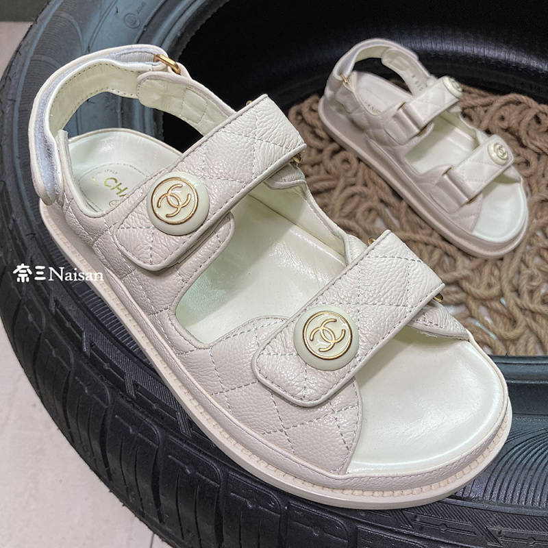 ▶ CHANEL Sandals, photo 1