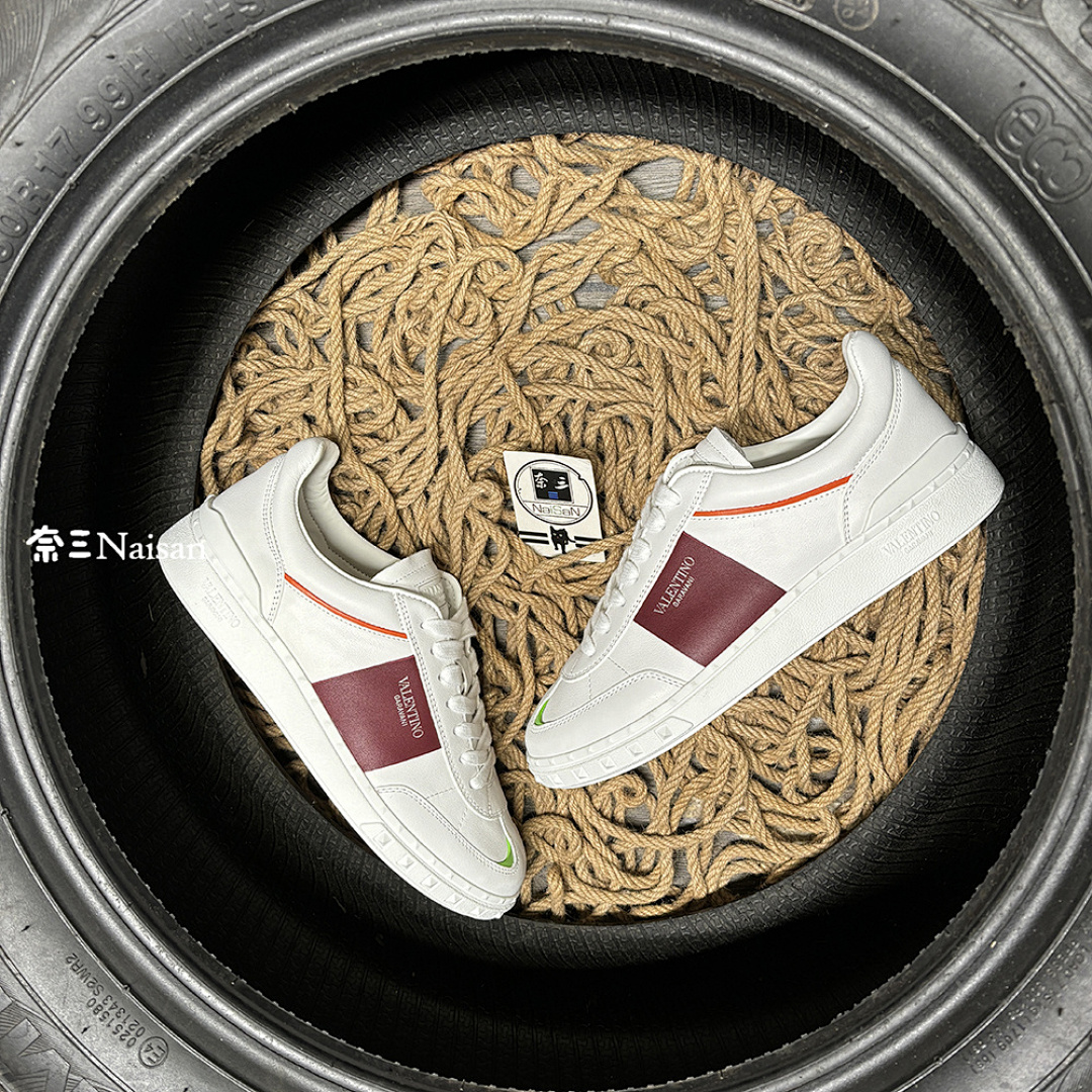 ▶ UPVILLAGE LOW - Image 3