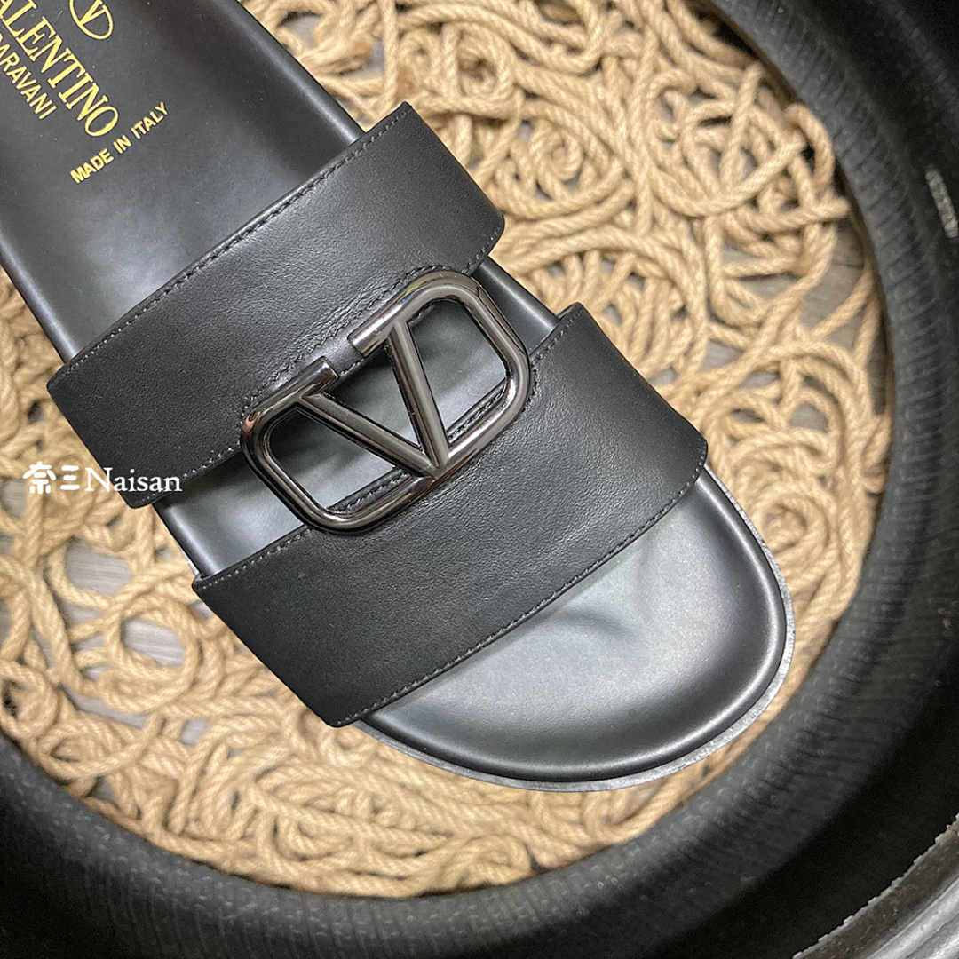 ▶ Valentino Sandals - Image 14