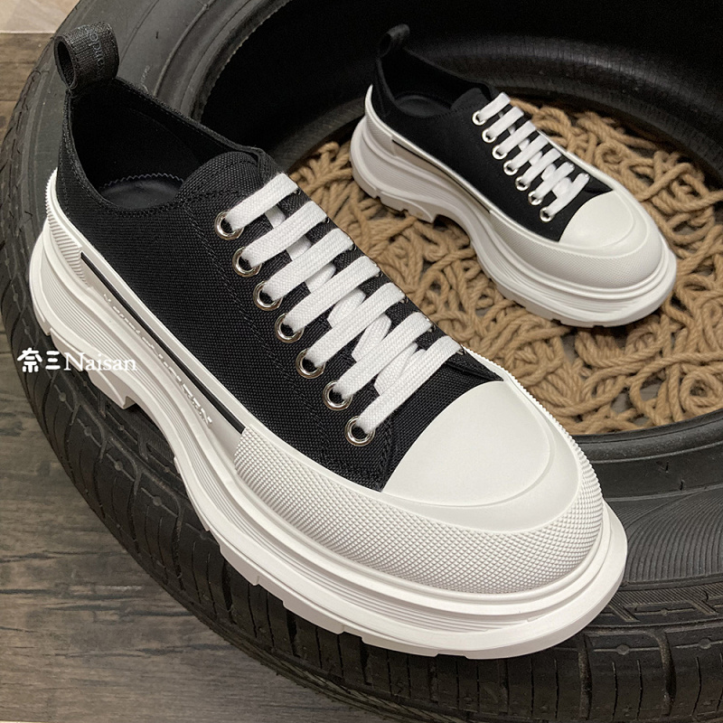 ▶ Alexander McQueen TREAD SLICK LACE UP Sneaker, photo 1