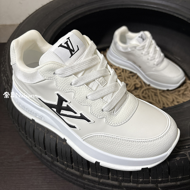 Christian Louboutin Christian Louboutin LV Classic Trainers, photo 1
