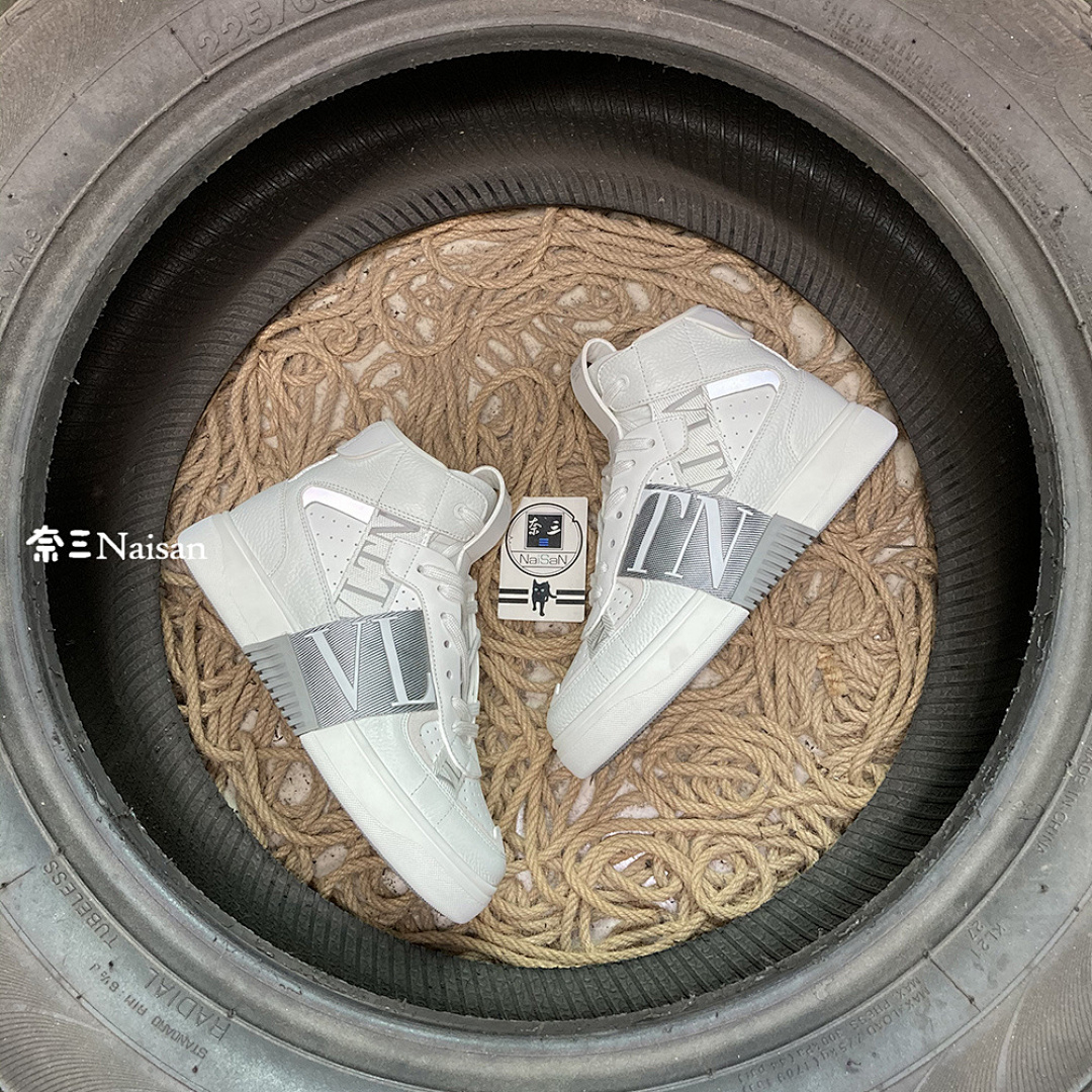 ▶ VL7N SNEAKER WITH BANDS HIGH - Image 3