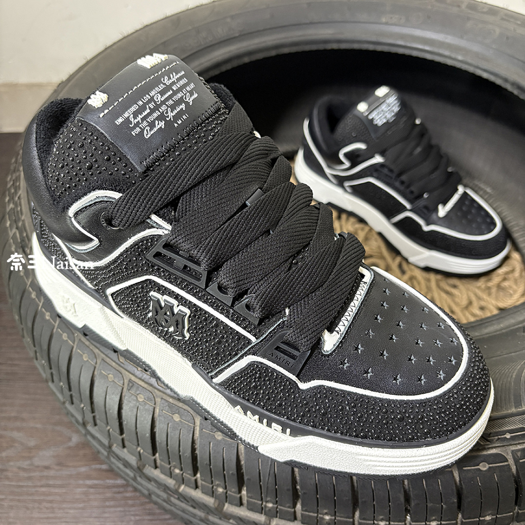 Product Product, photo 1