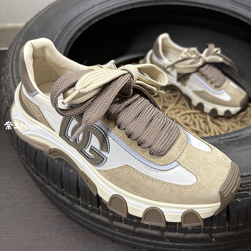▶ DG Country Road Sneaker, photo 1
