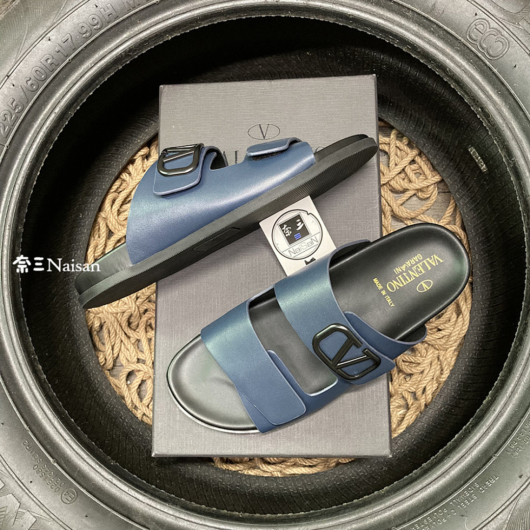 ▶ Valentino Sandals - Image 2