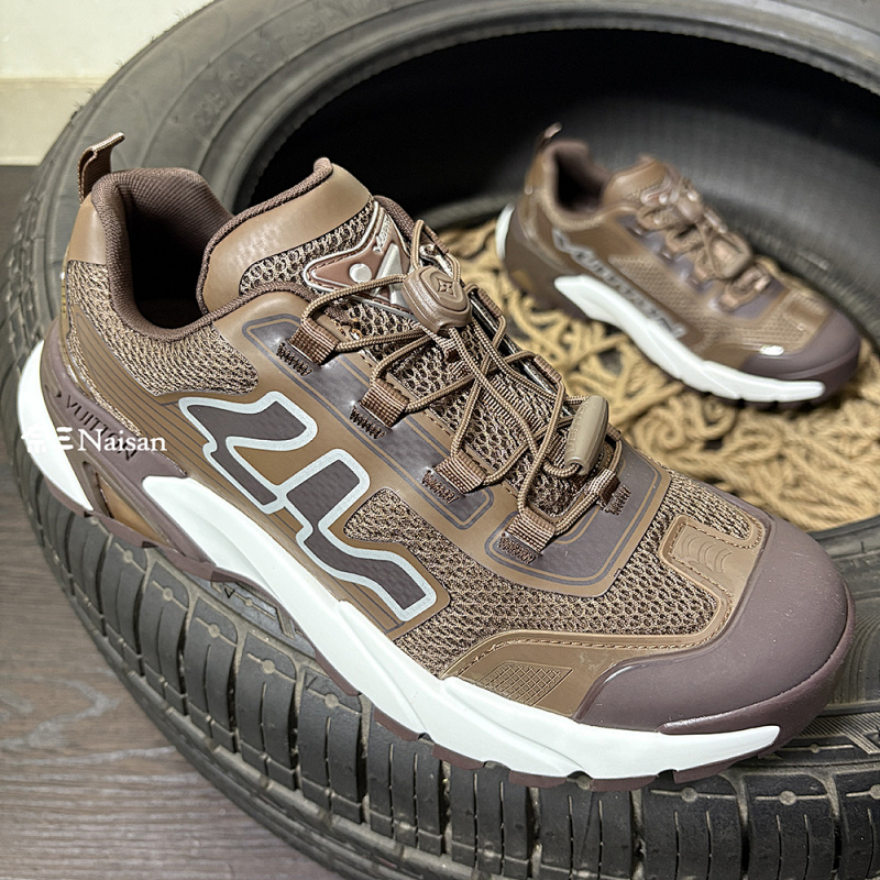 ▶ LV Runner Tatic Sneaker, photo 1
