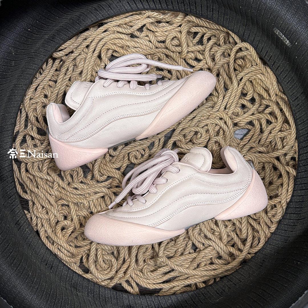 On Running Flexion Sneaker In (Pink) - Image 11