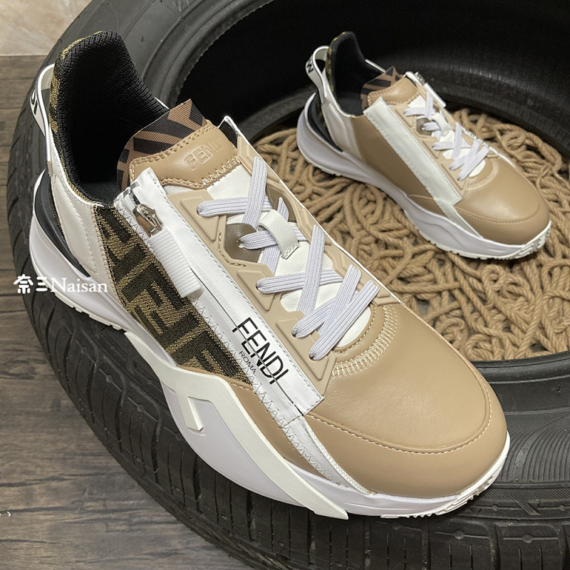 ▶ Flow Sneakers, photo 1