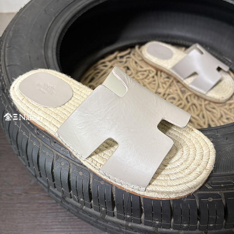 ▶ Antigua Sandal, photo 1