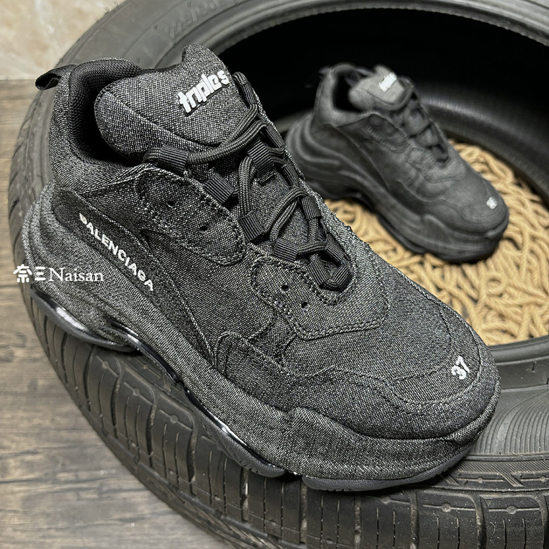 ▶ Balenciga Sneaker, photo 1