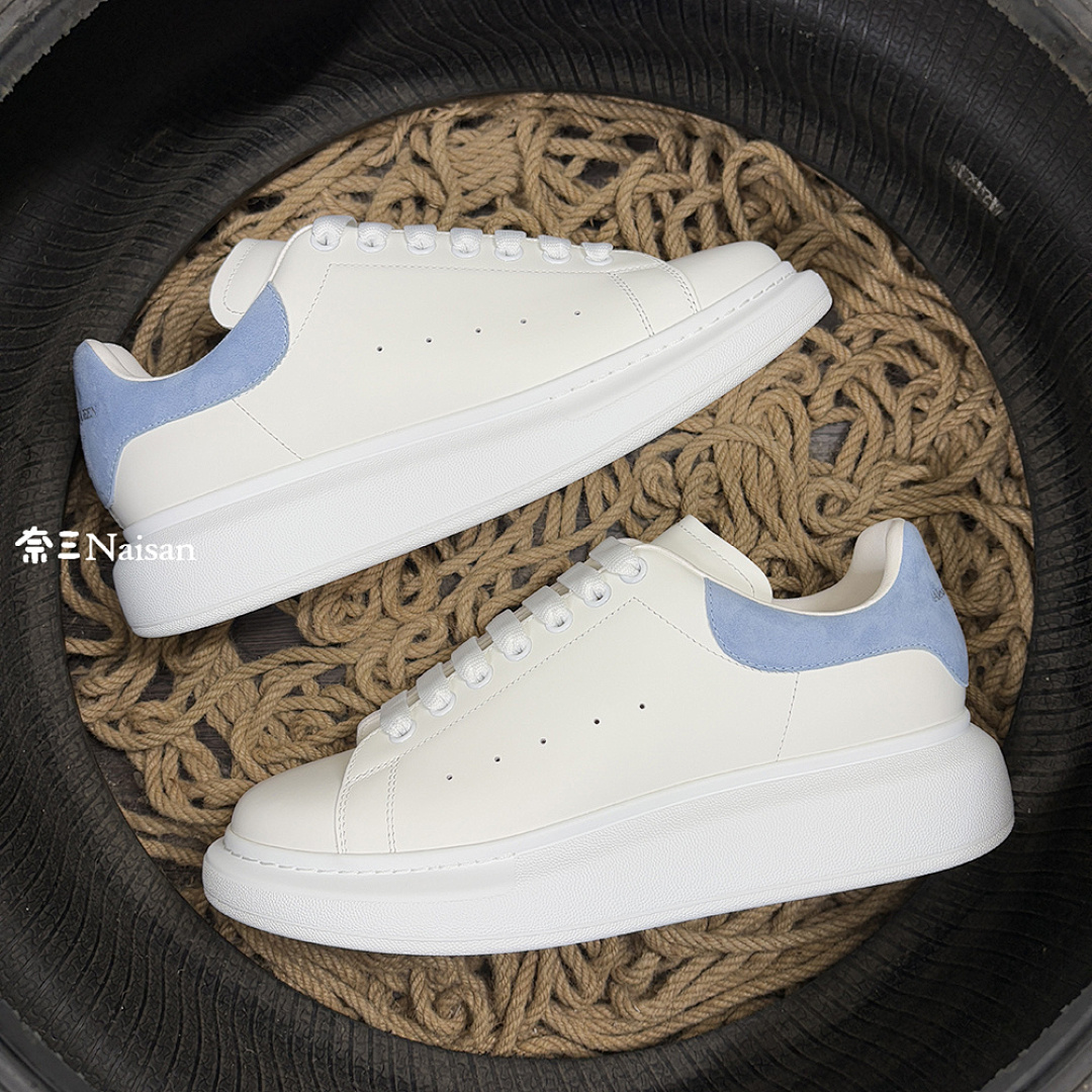 Christian Louboutin Christian Louboutin - Image 12