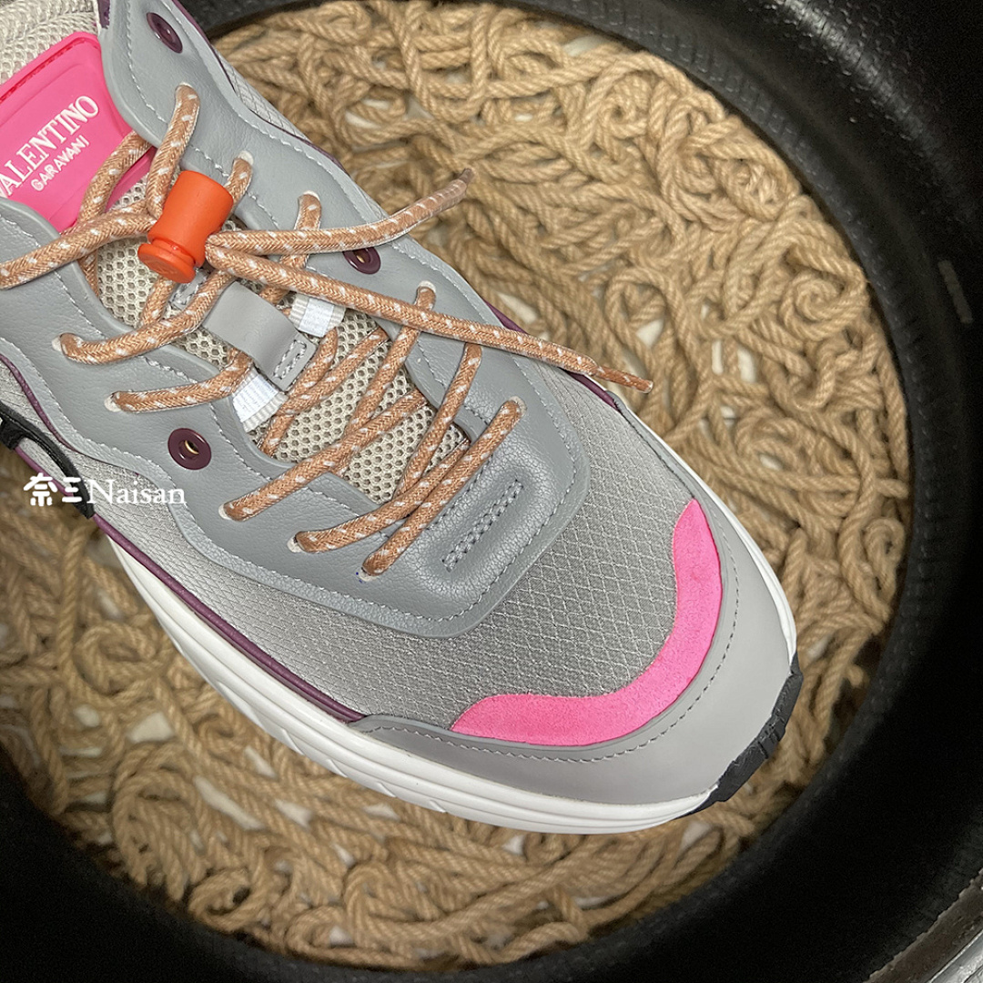 ▶ VT Sneakers - Image 14