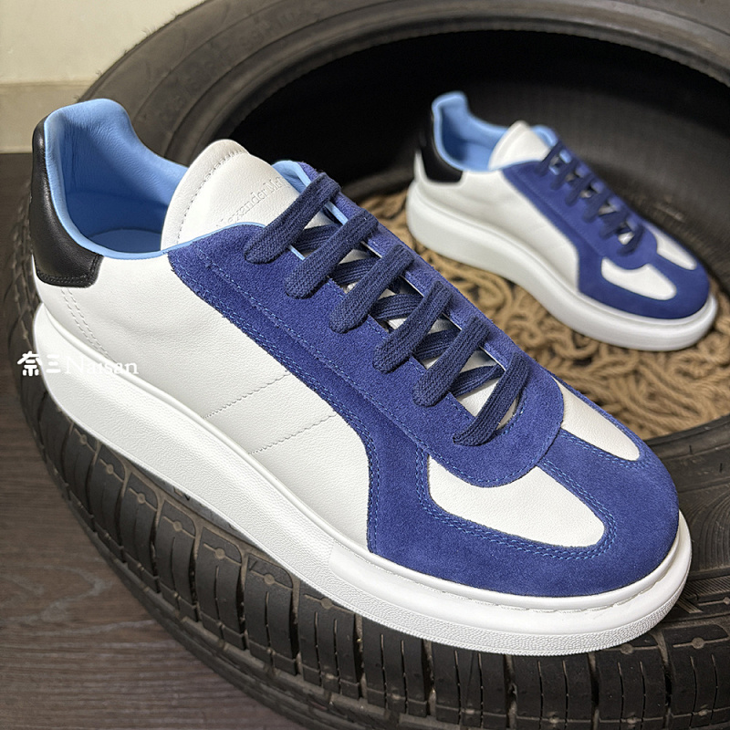 ▶ Alexander McQueen Retro Sneaker