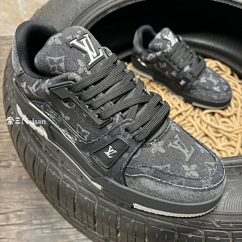 ▶ 1V Trainer Sneaker, photo 1