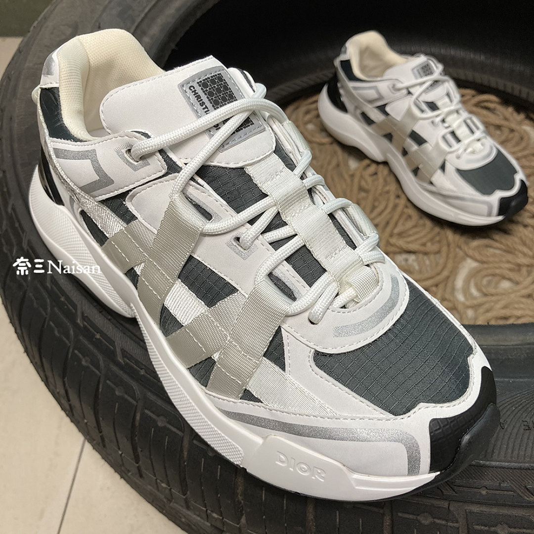 ▶ Sneaker, photo 1