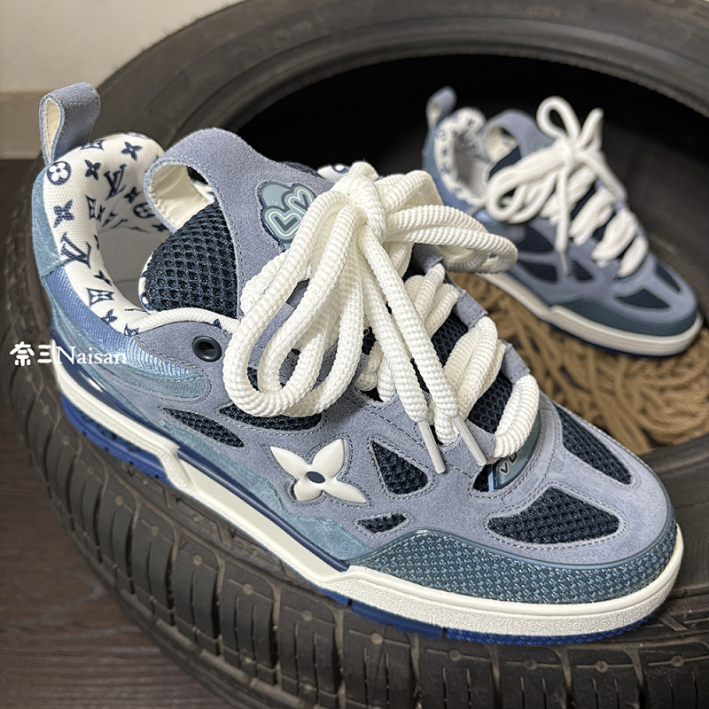 ▶ LV Skate Trainers, photo 1