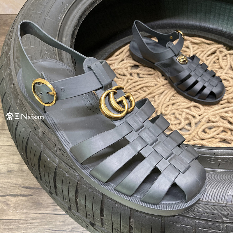 ▶ Sandal With Double G, photo 1