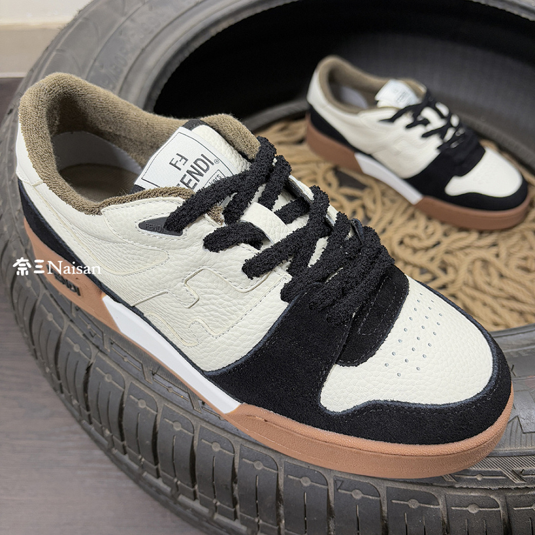 ▶ Step Beige Leather Low-Tops, photo 1