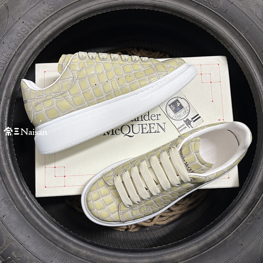 Christian Louboutin Alexander McQueen Sneaker - Image 2