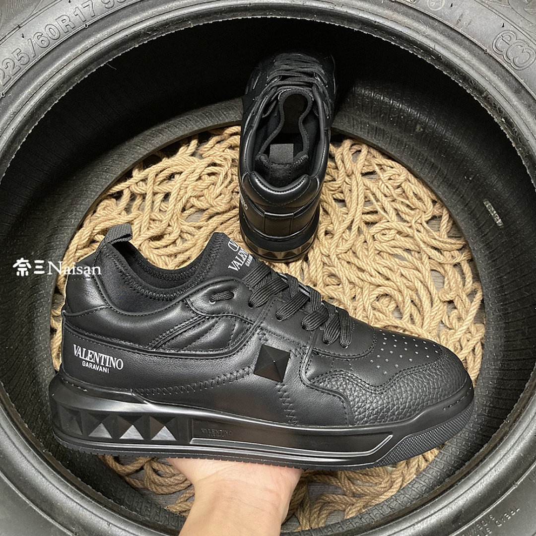 On Running ONE STUD MID-TOP SNEAKER IN NAPPA LEATHER - Image 8
