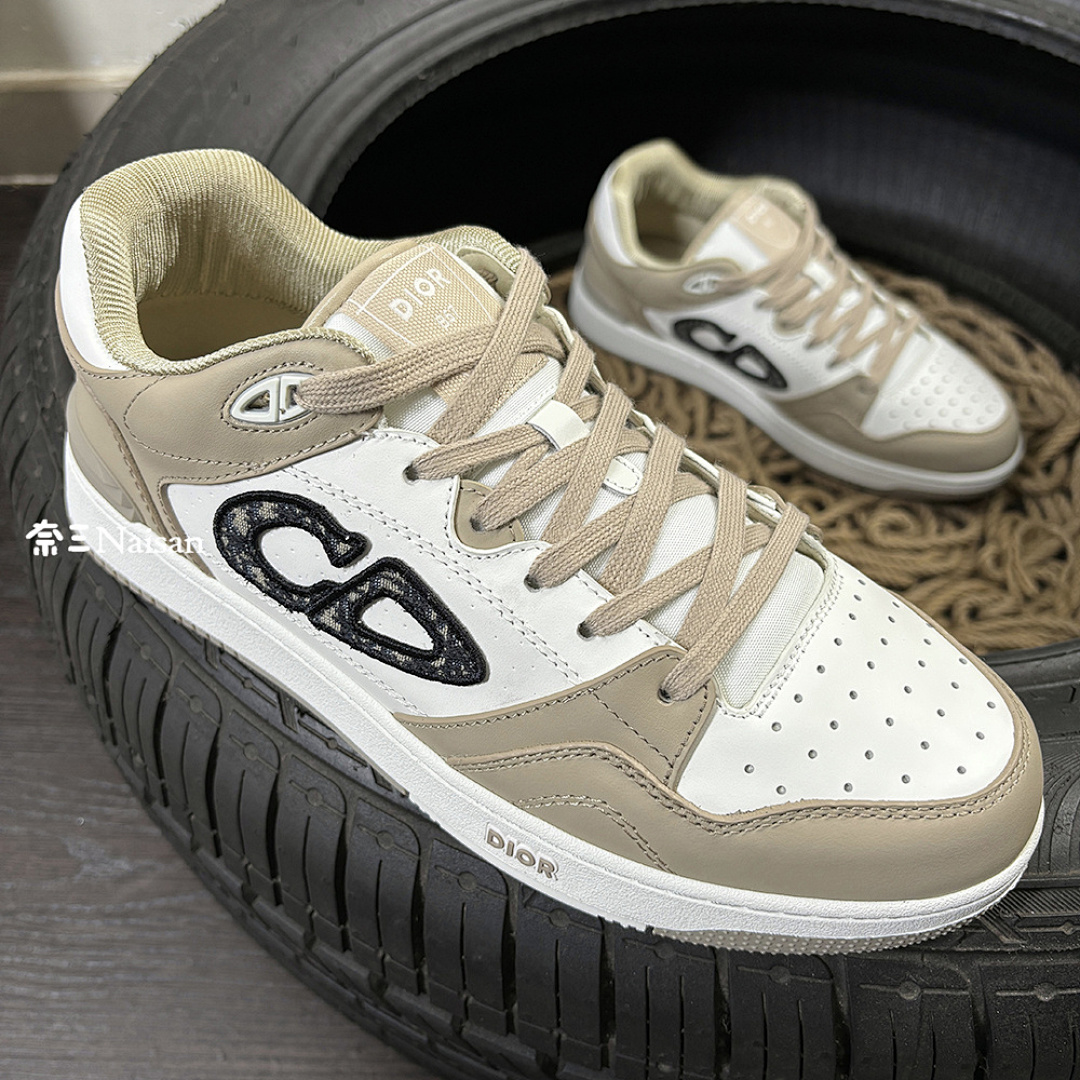 ▶ Low-Top Sneaker, photo 1