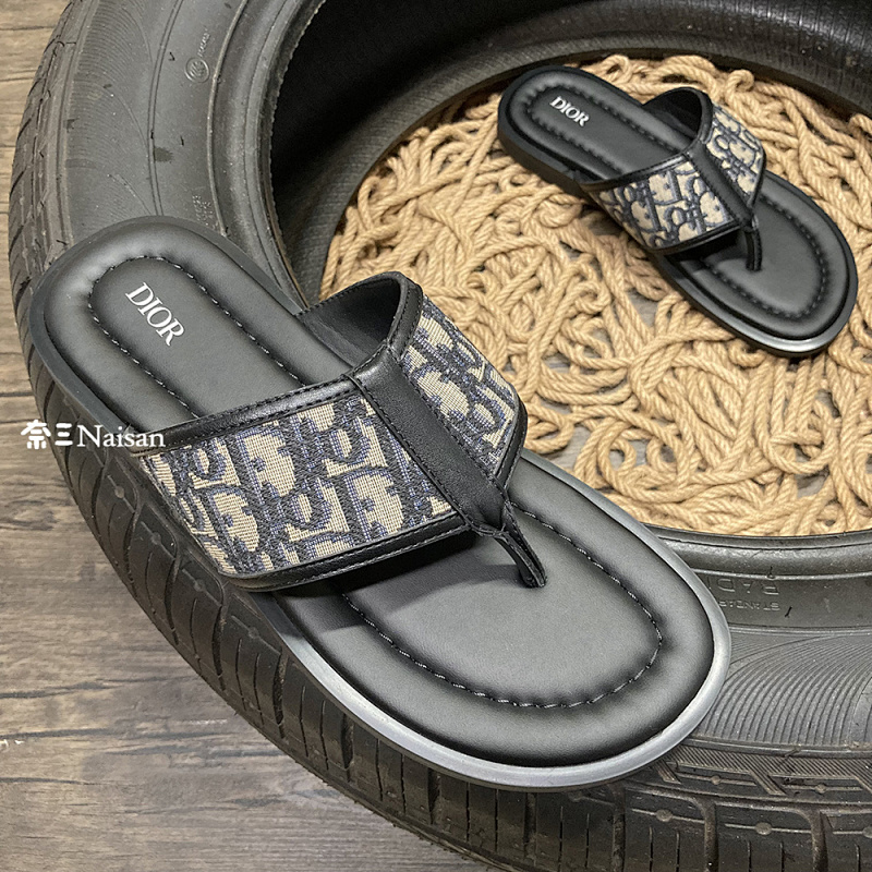 ▶ Dior Sandals, photo 1