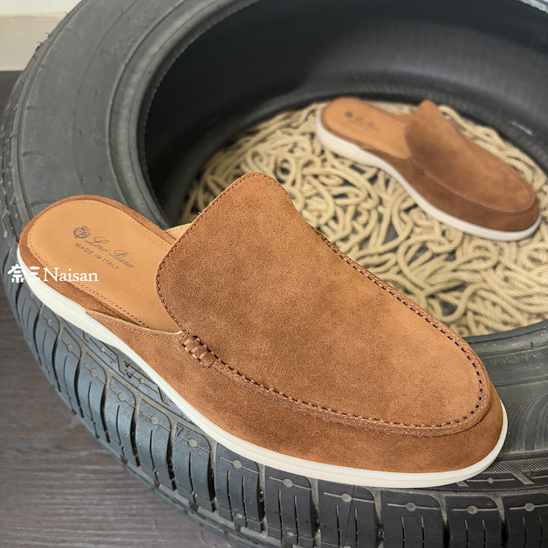 Chanel Charms Walk Babouche Loafer, photo 1