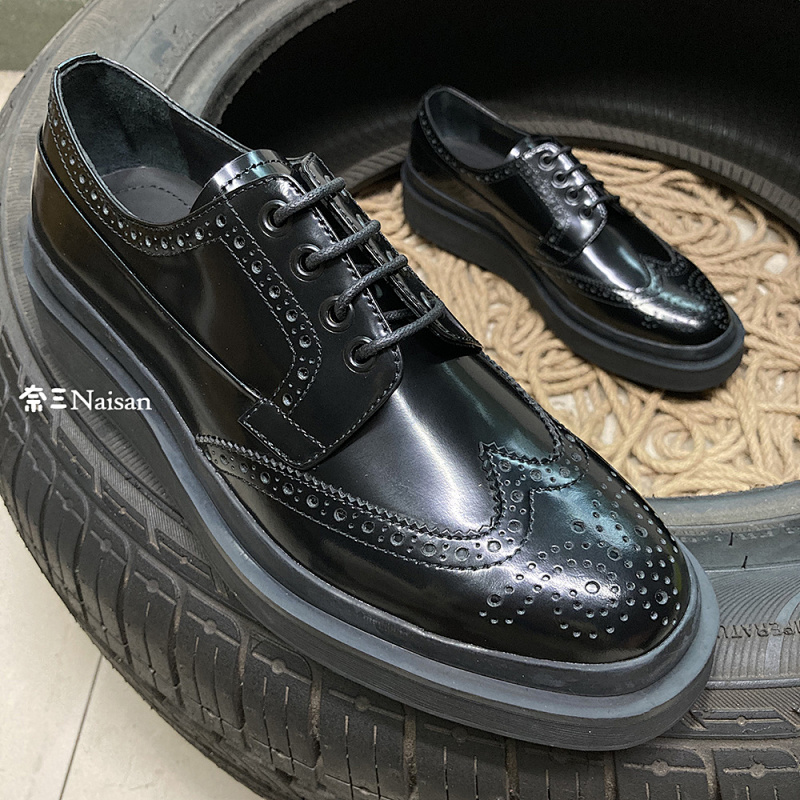 ▶ Prada Loafers, photo 1
