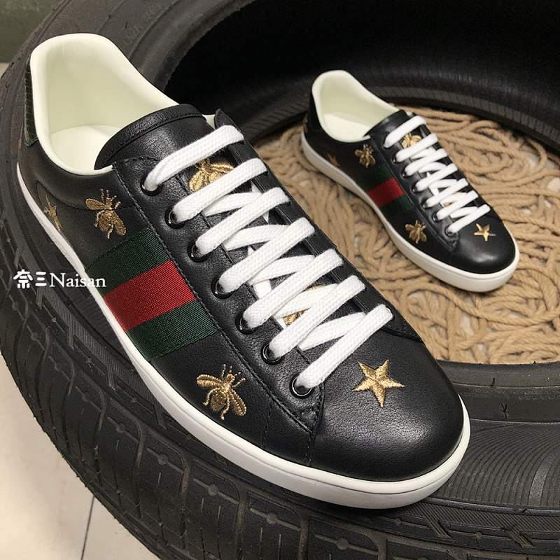 ▶ Black Leather Ace Sneaker Bees And Stars Embroidered, photo 1